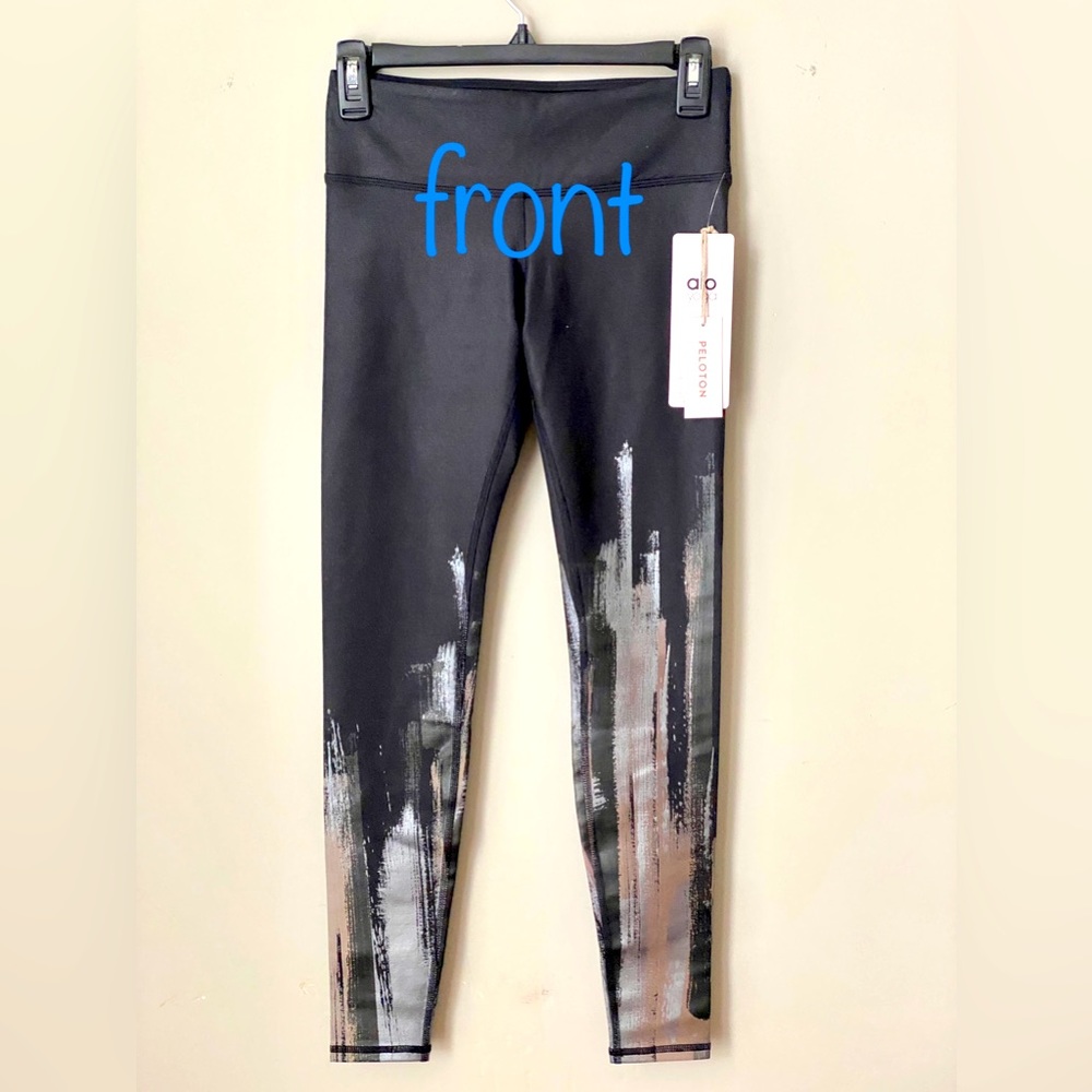 NWT ALO YOGA AIRBRUSH LEGGING Size XS ~Glow in the Dark~ PELOTON Performance Fab